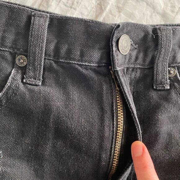 American Eagle women 2 cotton blend ripped distressed black shorts - Picture 2 of 7